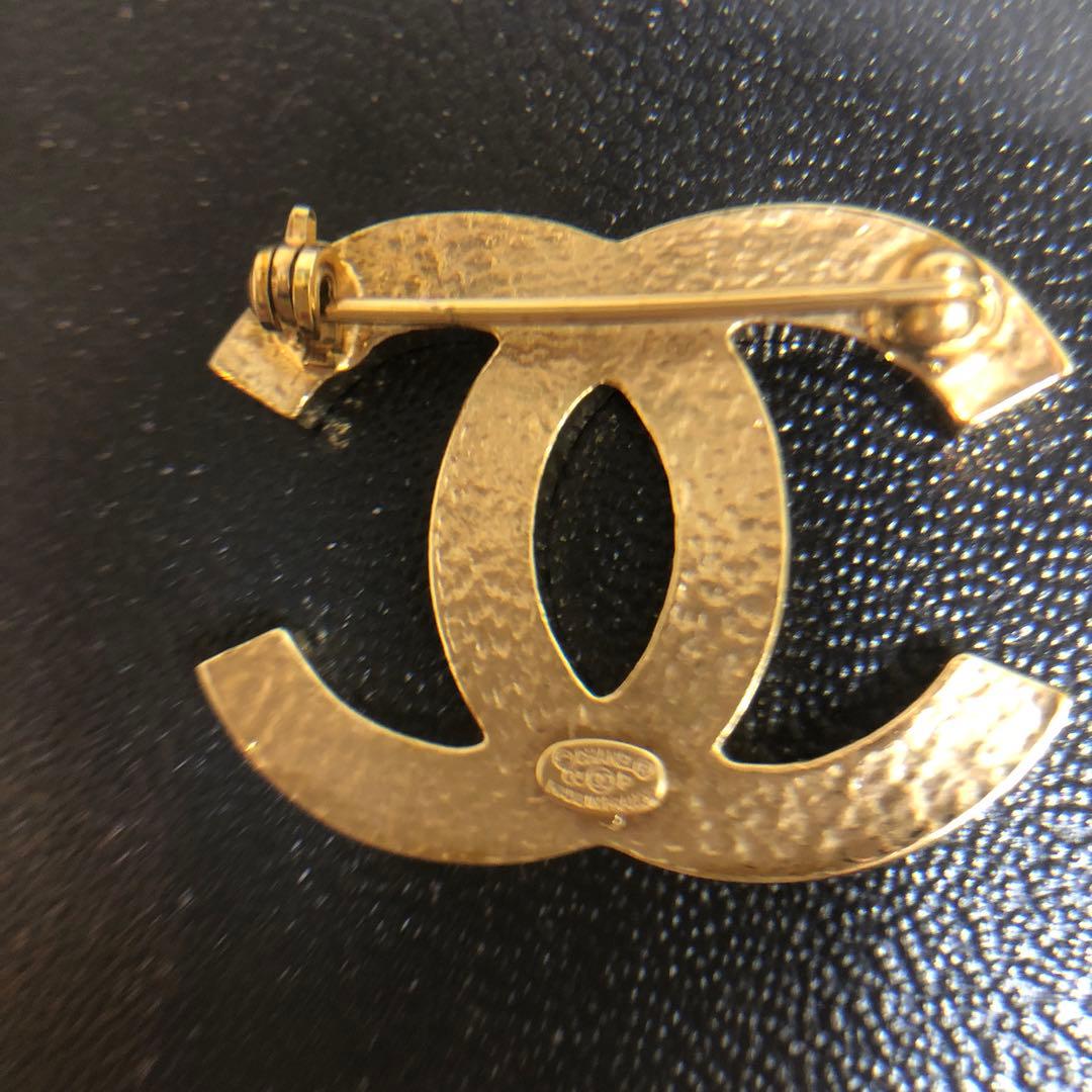 CHANEL シャネル　ココマーク　ブローチ