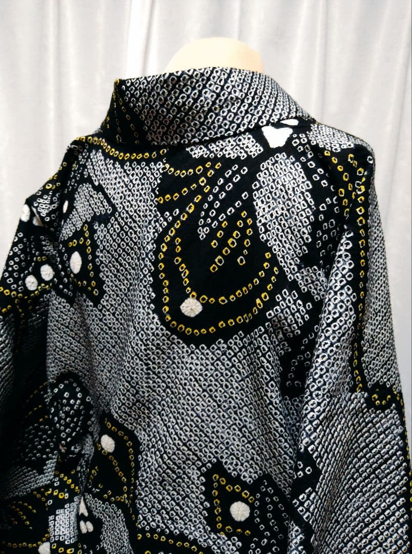 有松鳴海絞り　浴衣