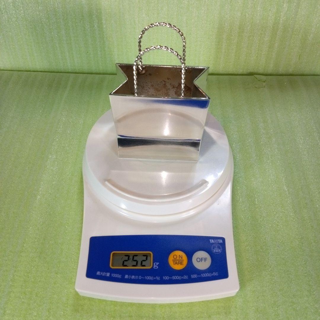 手提げ袋型金属製オブジェ　ショッピングバッグ　ミニチュアバッグ　置物　メタル