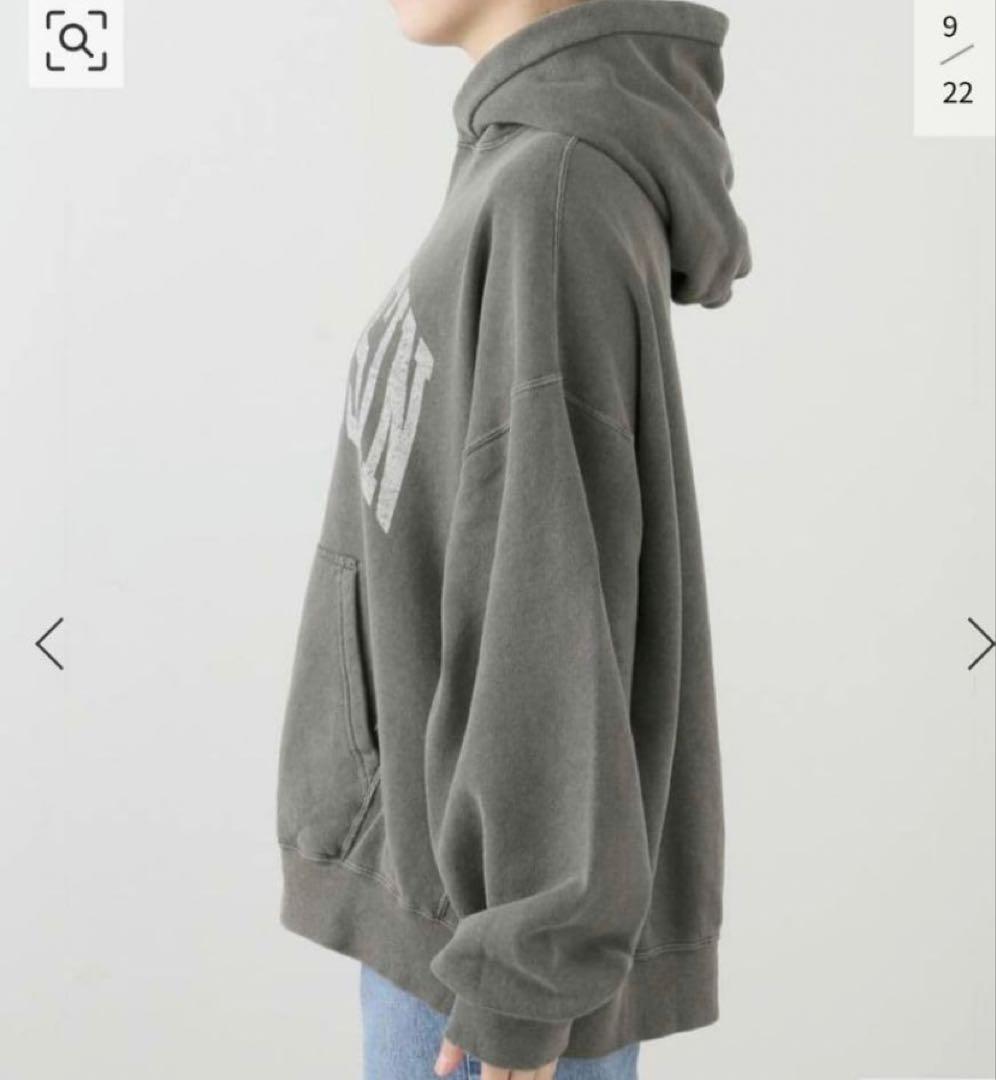 未使用☆アパルトモン　レミレリーフ　 ロゴ フード付きスウェット