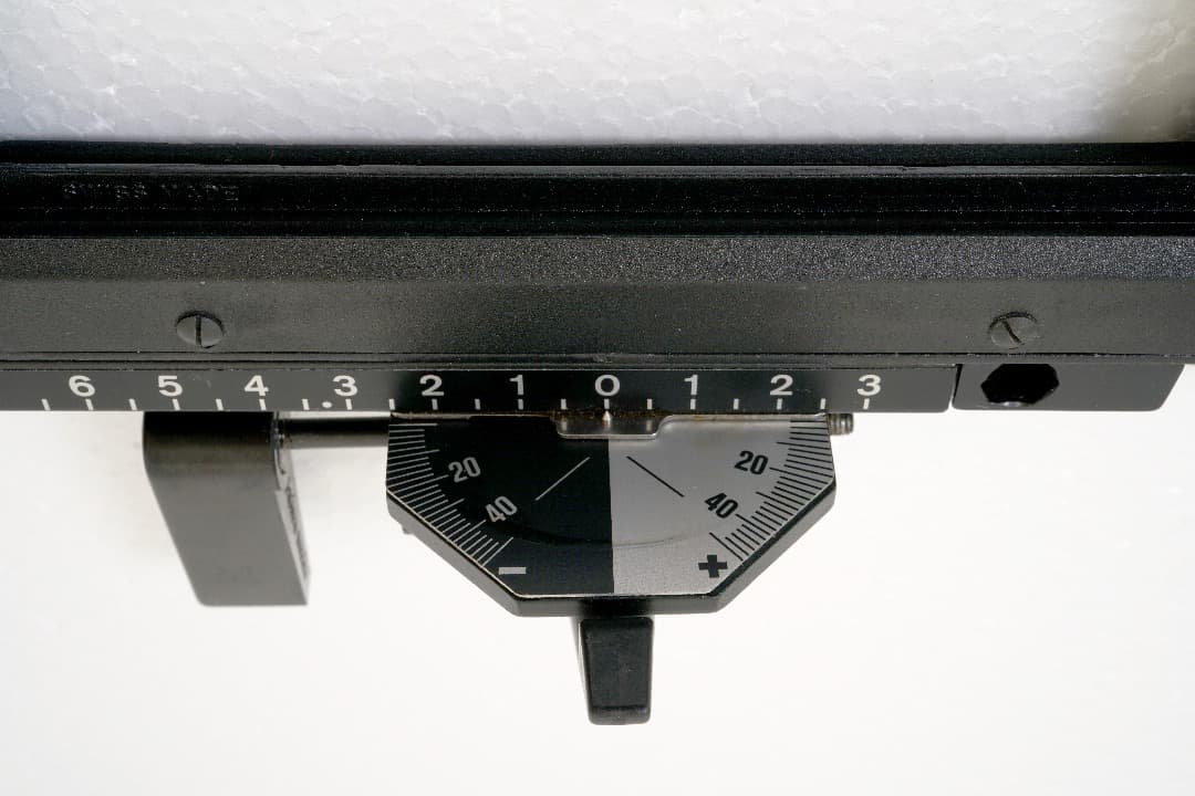 ジナー　ビューカメラ用　フレーム　（レール固定部分無し）　パーツ