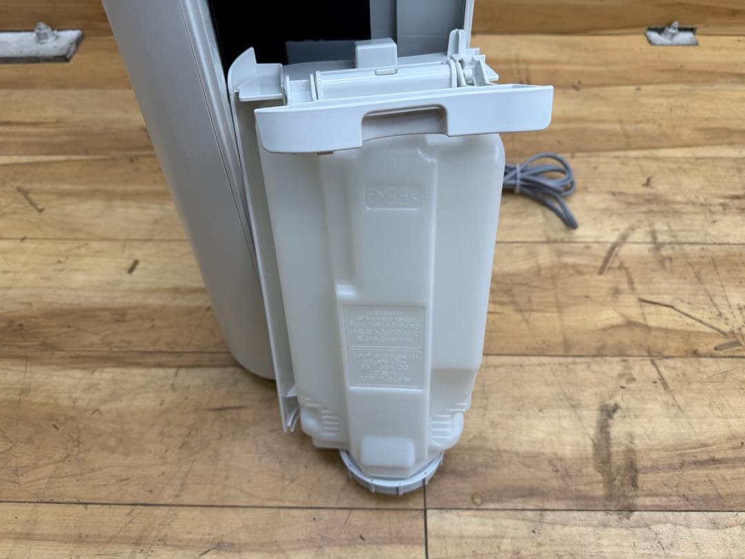 SI186 SHARP 加湿空気清浄機 KC-N50-W 2023年製