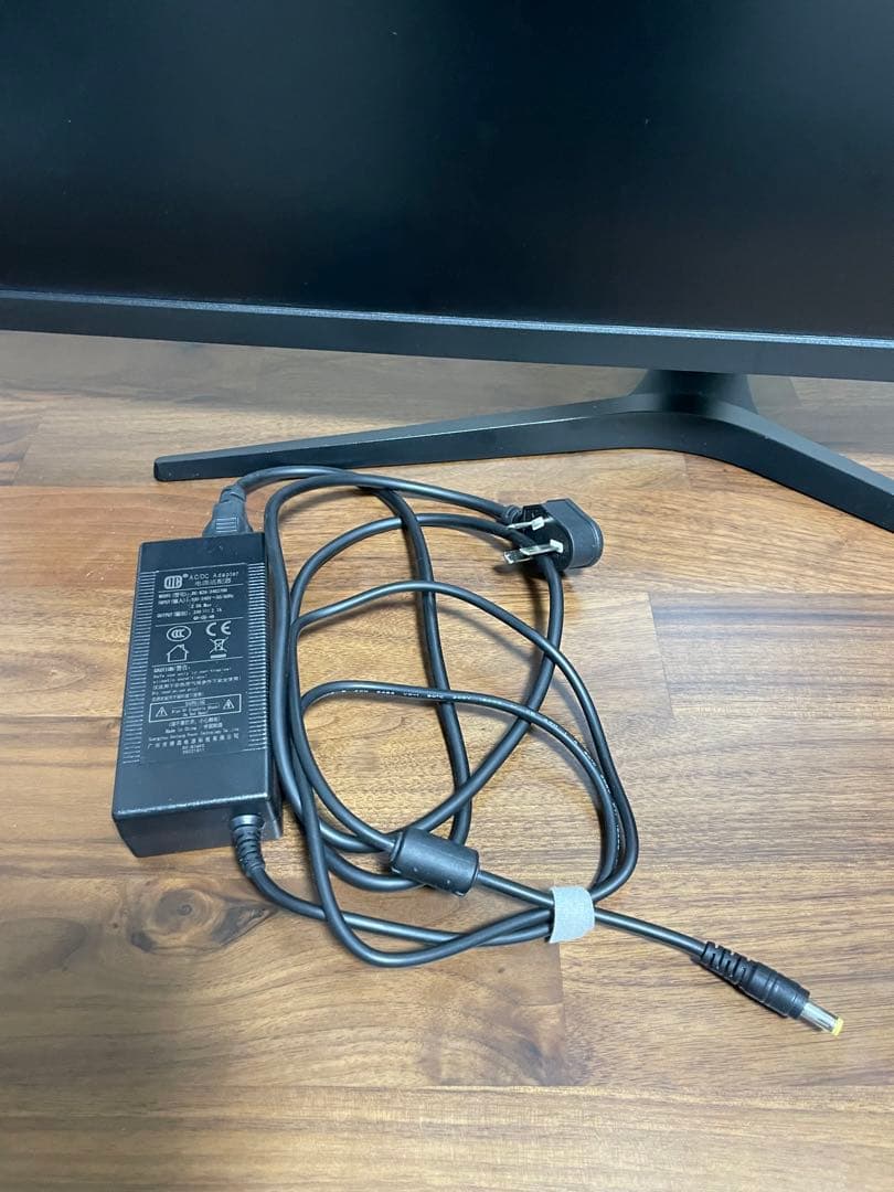 34インチ 3440x1440 180Hz モニター 直面