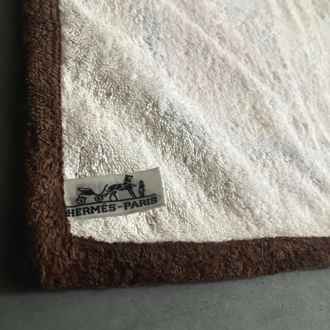 HERMES エルメス ビーチタオル バスマット