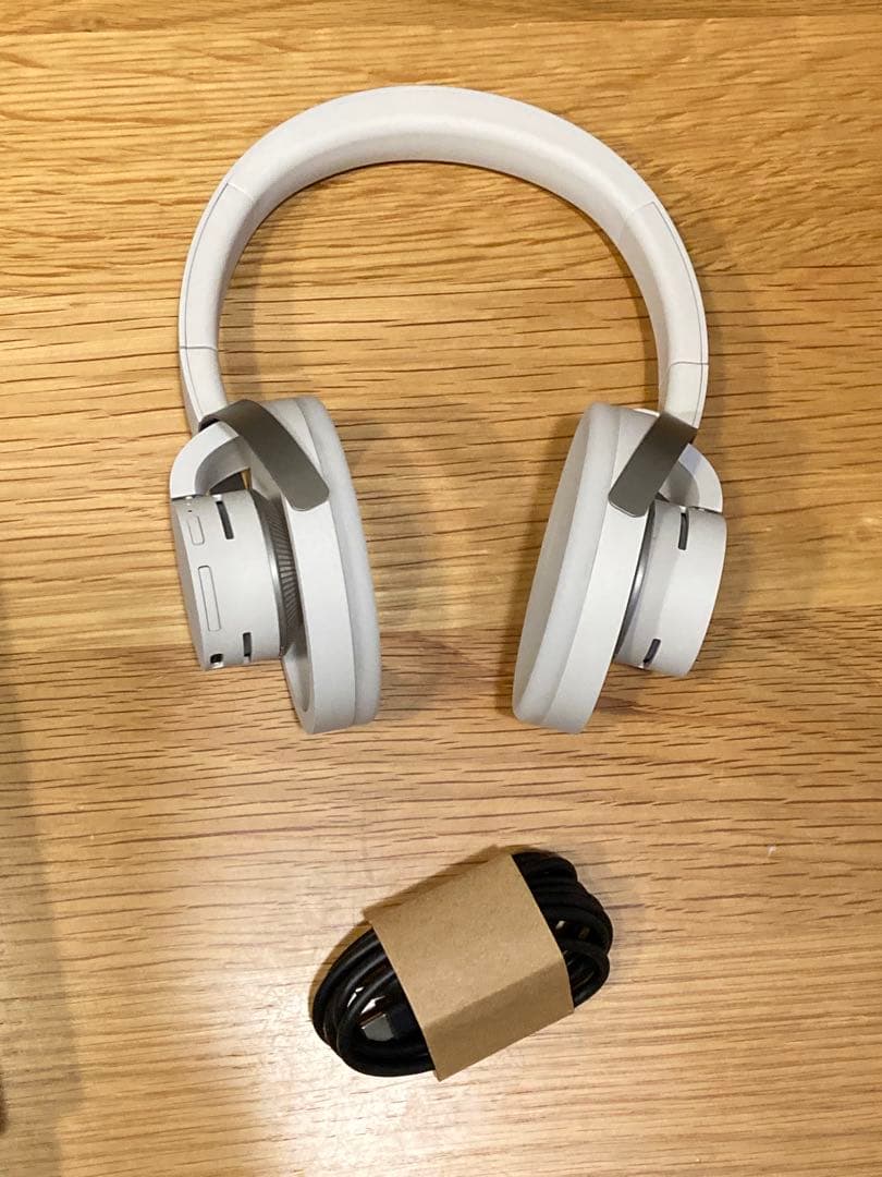 nwm ONE ワイヤレスヘッドホン ライトグレー