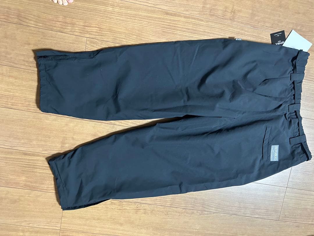 【リパブリック】スノーボードウェア