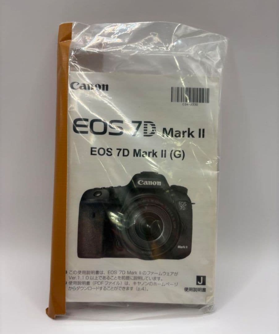 美品Canon EOS 7D Mark II 本体 バッテリーグリップ付き