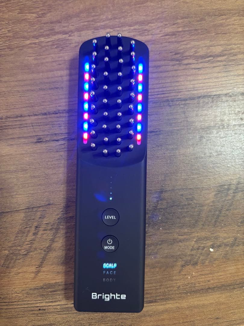 ブライトエレキブラシ プラス　Brighte 美顔器 スカルプ・フェイスケア