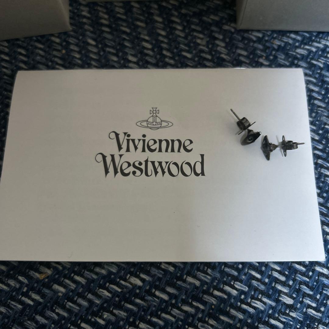 Vivienne Westwood ピアス