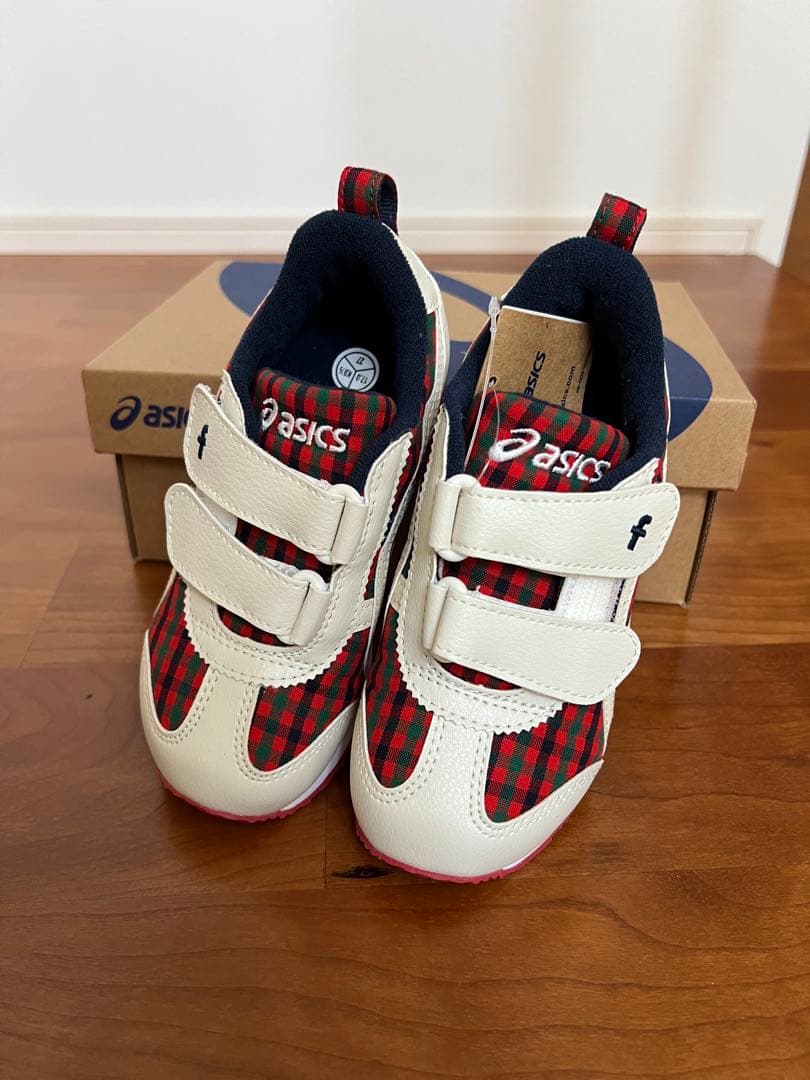 新品　ファミリア　アシックス　スニーカー　17cm