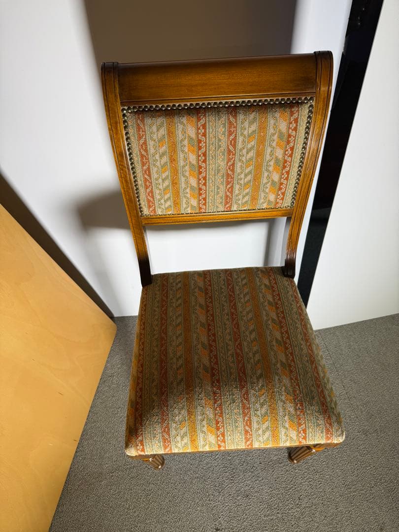 クラシック ダイニングチェア アンティーク調 椅子 ネオクラシカル ビンテージ