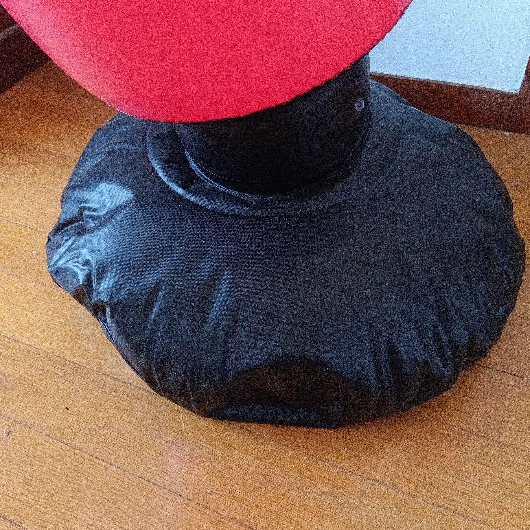 赤い人型サンドバッグ