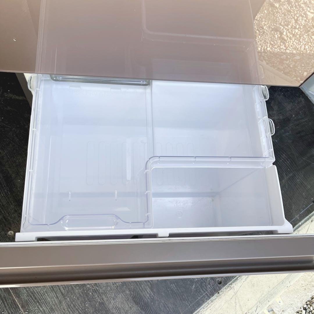 77取付無料！SHARPプラズマクラスター搭載メタリックブラウン3ドア冷蔵庫！