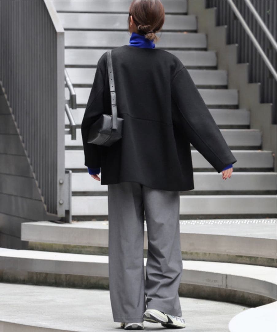 RELUME☆スーパーファインビーバークルーネックコート☆ブラック☆36