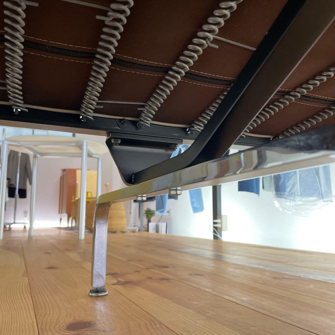 イームズ　コンパクトソファ　color guade(張り) ハーマンミラー社製