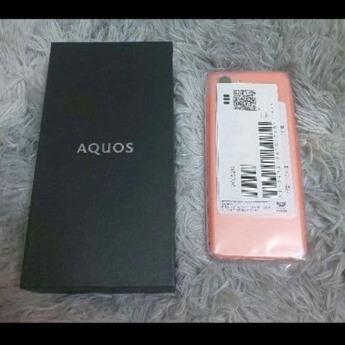 新品未使用AQUOSSIMロック解除済み スマホアクオス ピンク美品シャープ