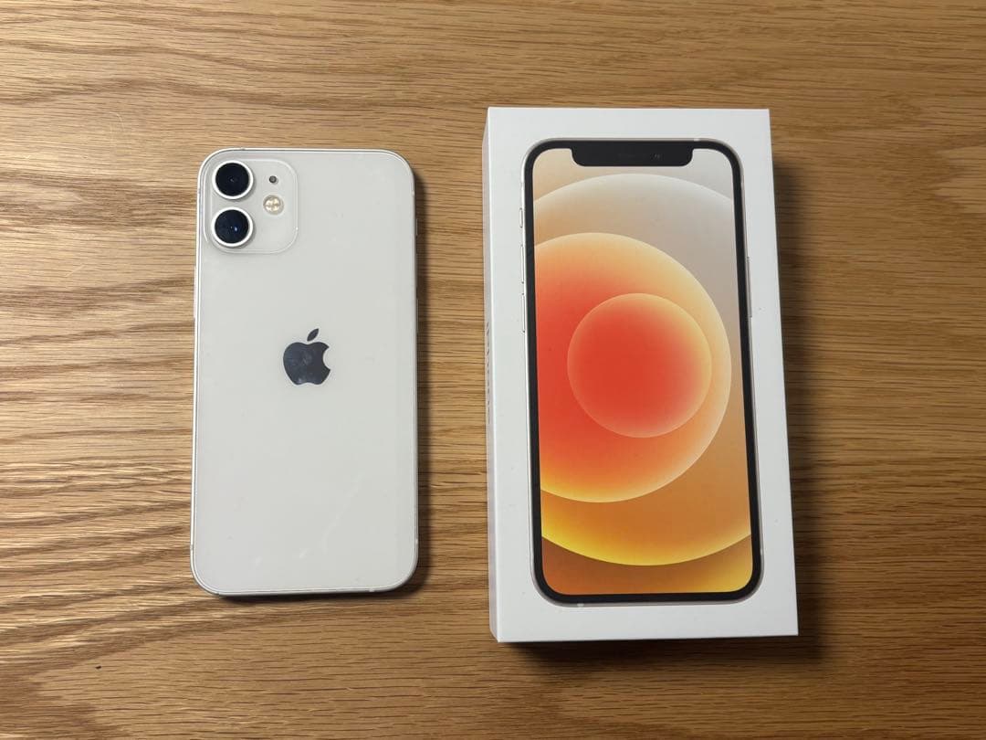 7*0様 iPhone 12 miniホワイト 256GB 充電容量85%