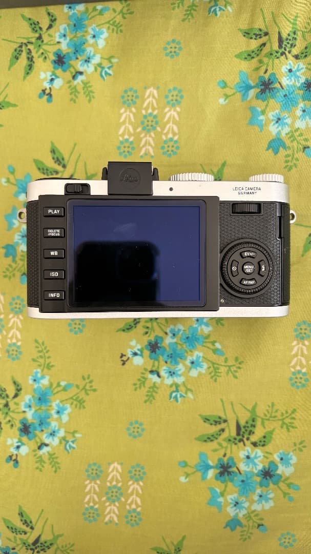 Leica X2 Silver コンパクトデジタルカメラ ライカX2 シルバー