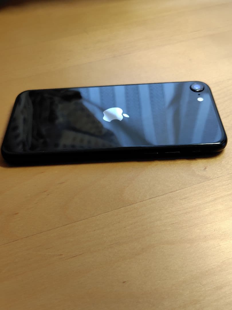 Apple iPhone SE(第2世代) ブラック 本体のみ