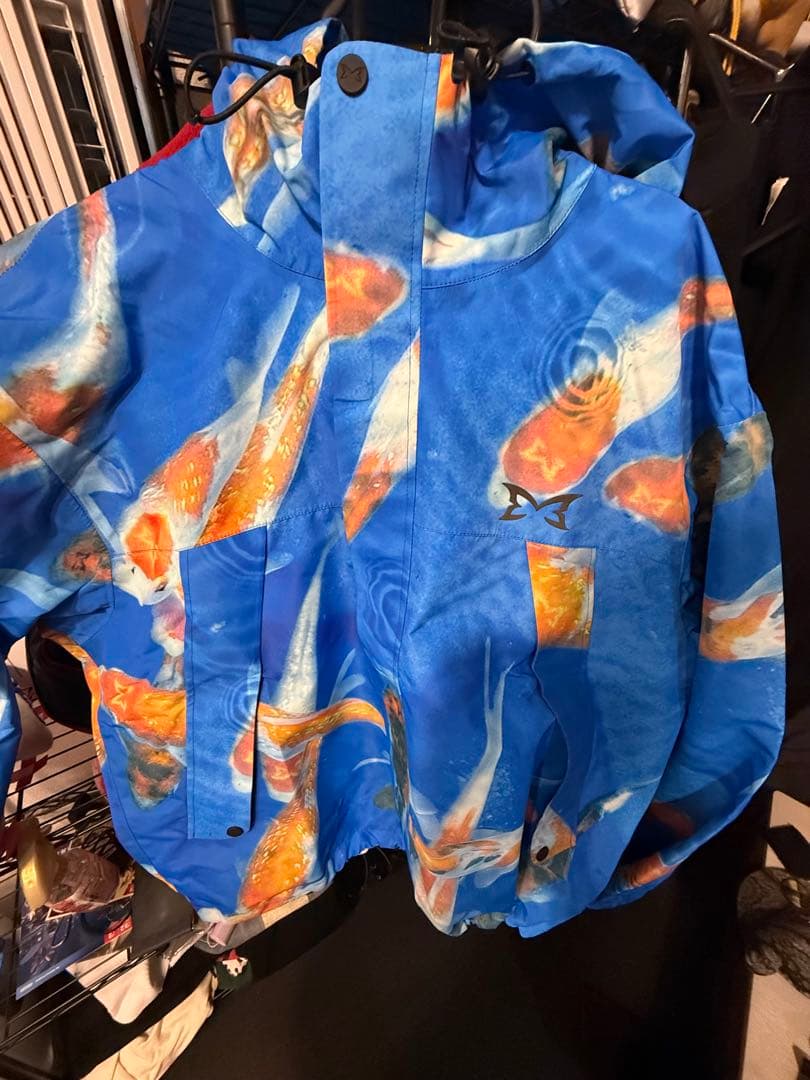 メルトラ　鯉ジャケット