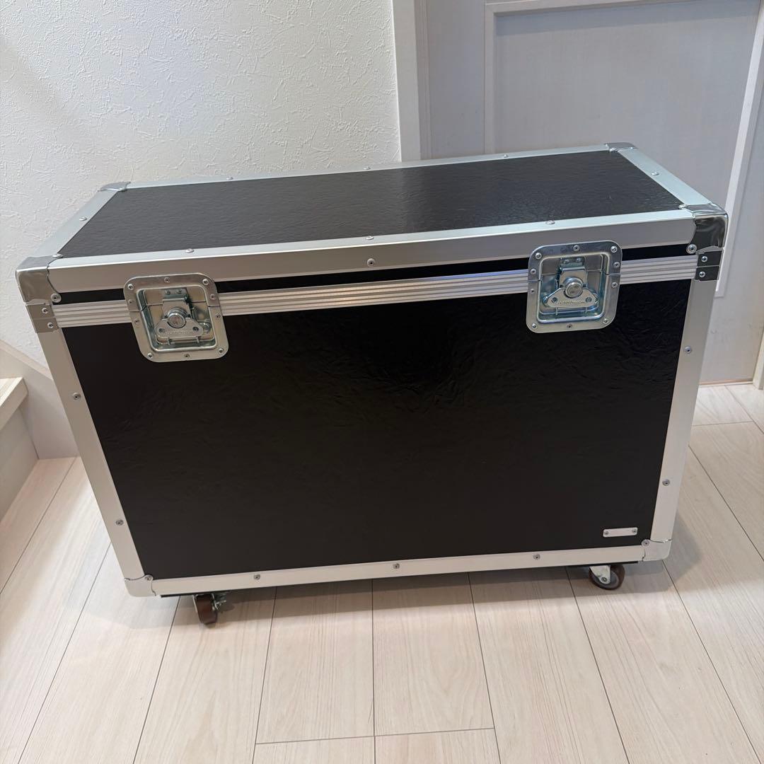 LG モニター 32UP550 本体 付属品あり　特注ケース付　31.5インチ