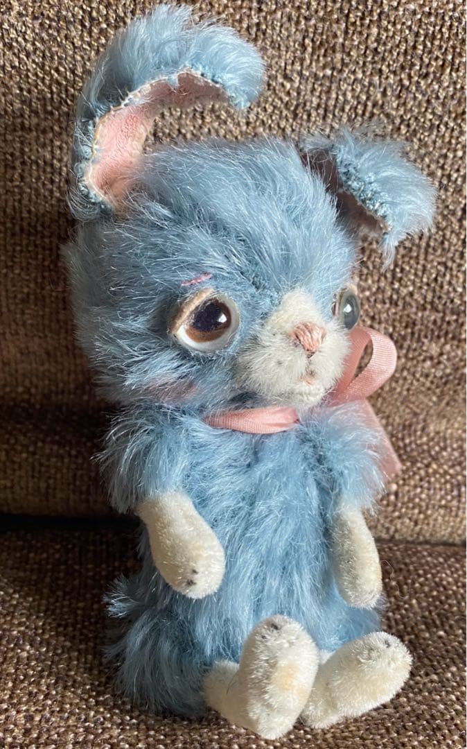 【人気ぬいぐるみ作家haco_decoさん】ピンクのリボンをした水色のうさぎさん