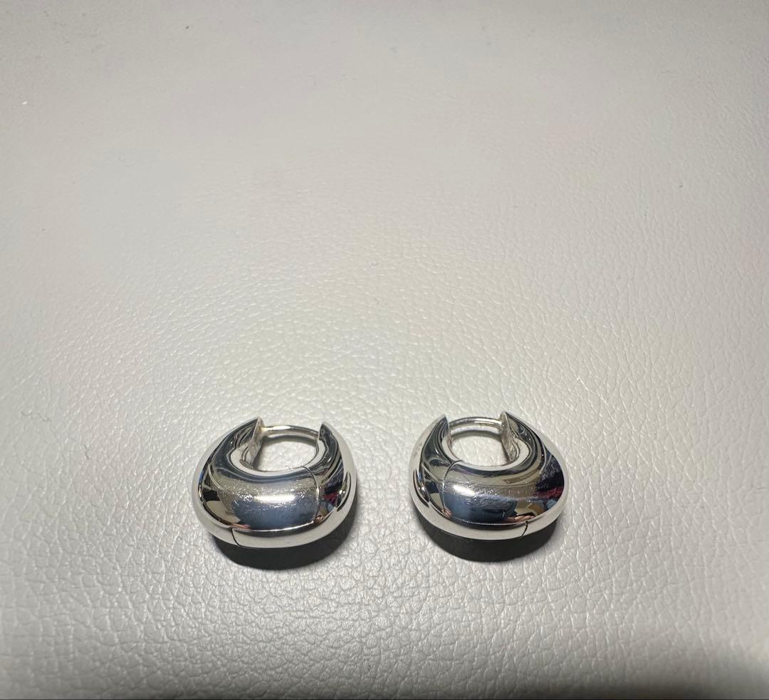 TOMWOOD bao hoops small シルバー ピアス(両耳用)