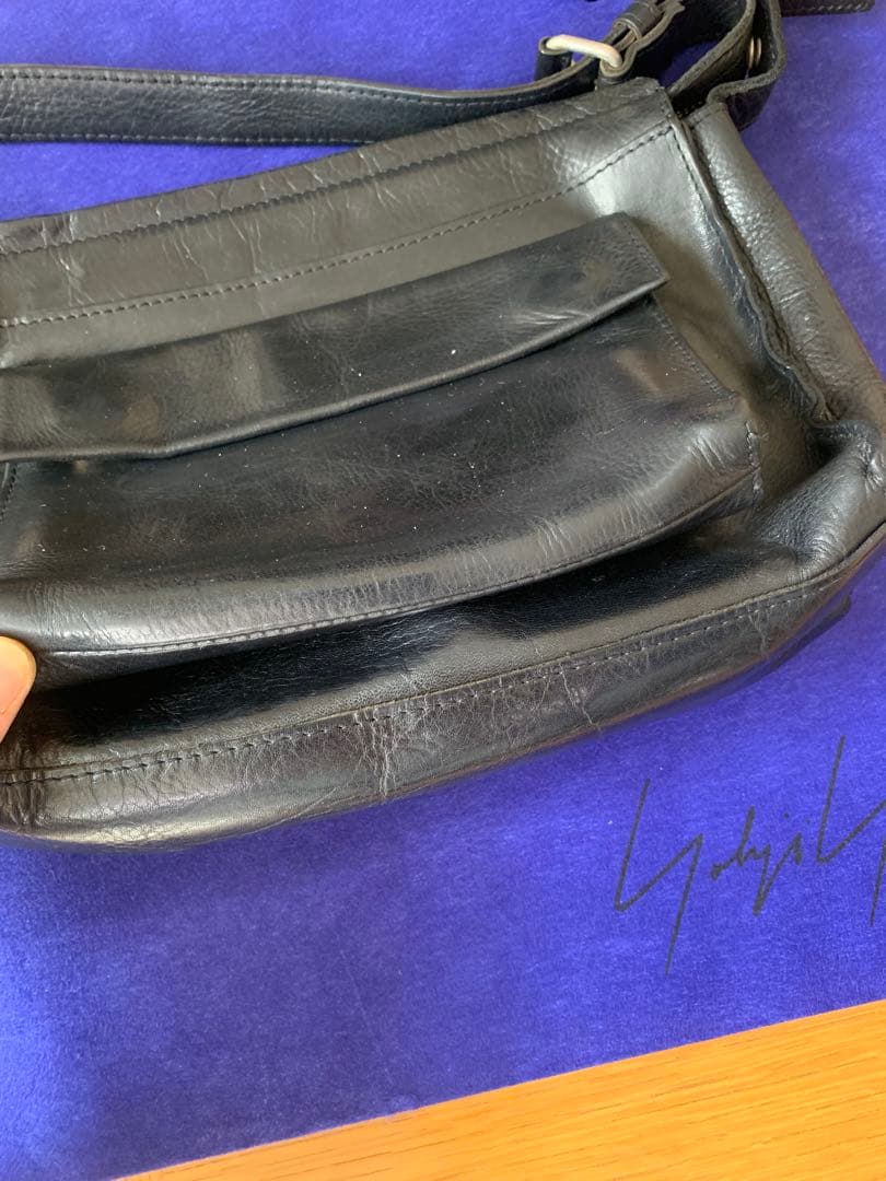 ヨウジヤマモトNOIR 黒革ショルダーバッグ