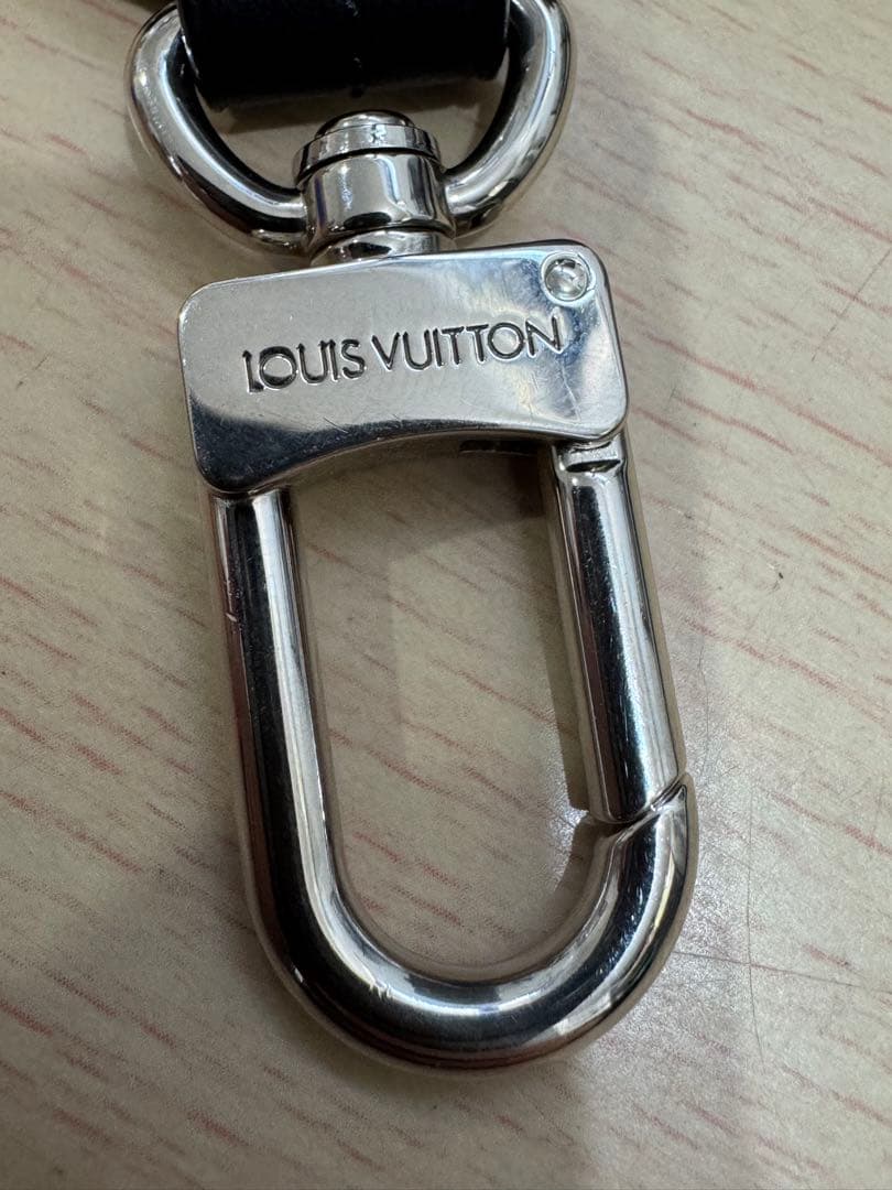 Rapi Louis Vuitton ブラック レザー キーホルダー