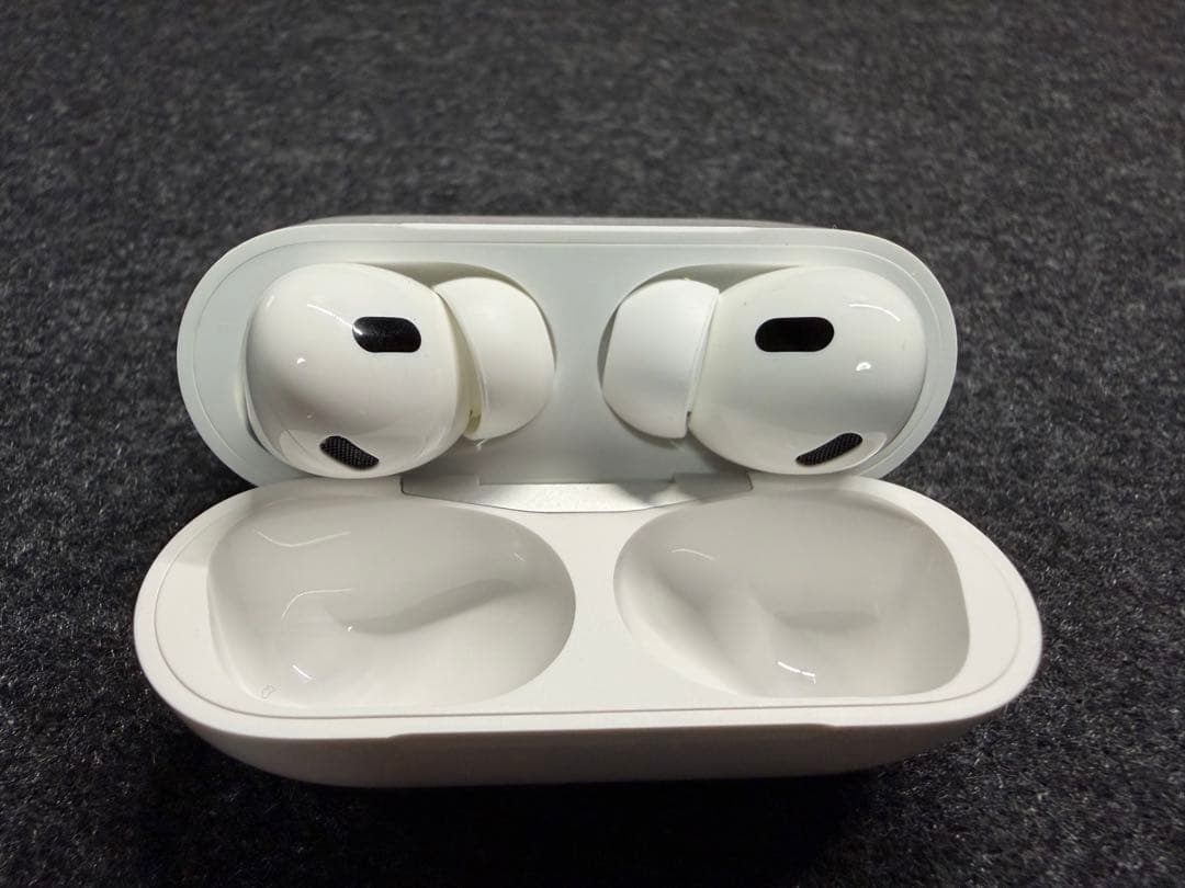 AirPods Pro 第2世代 MTJV3J/A USB-C保護ケース付