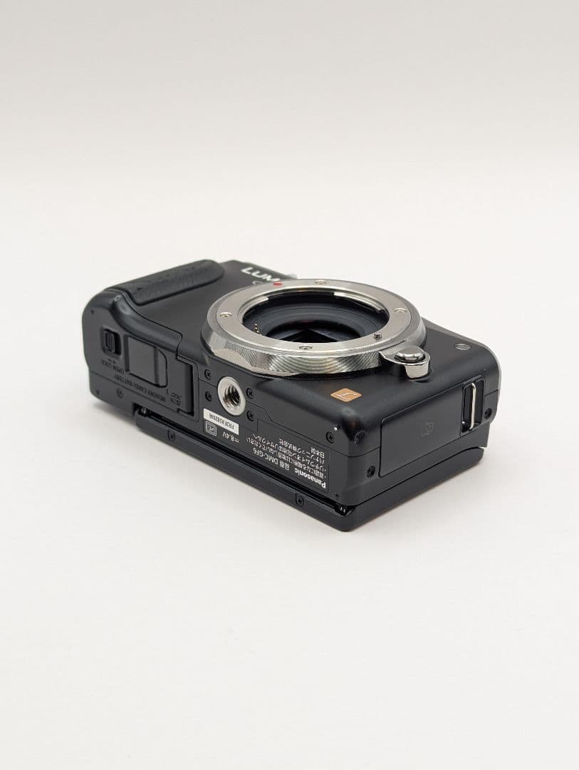 Panasonic LUMIX GF6 ボディ ブラック