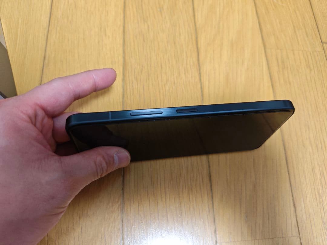 スマートフォン本体 arrows Alpha m08