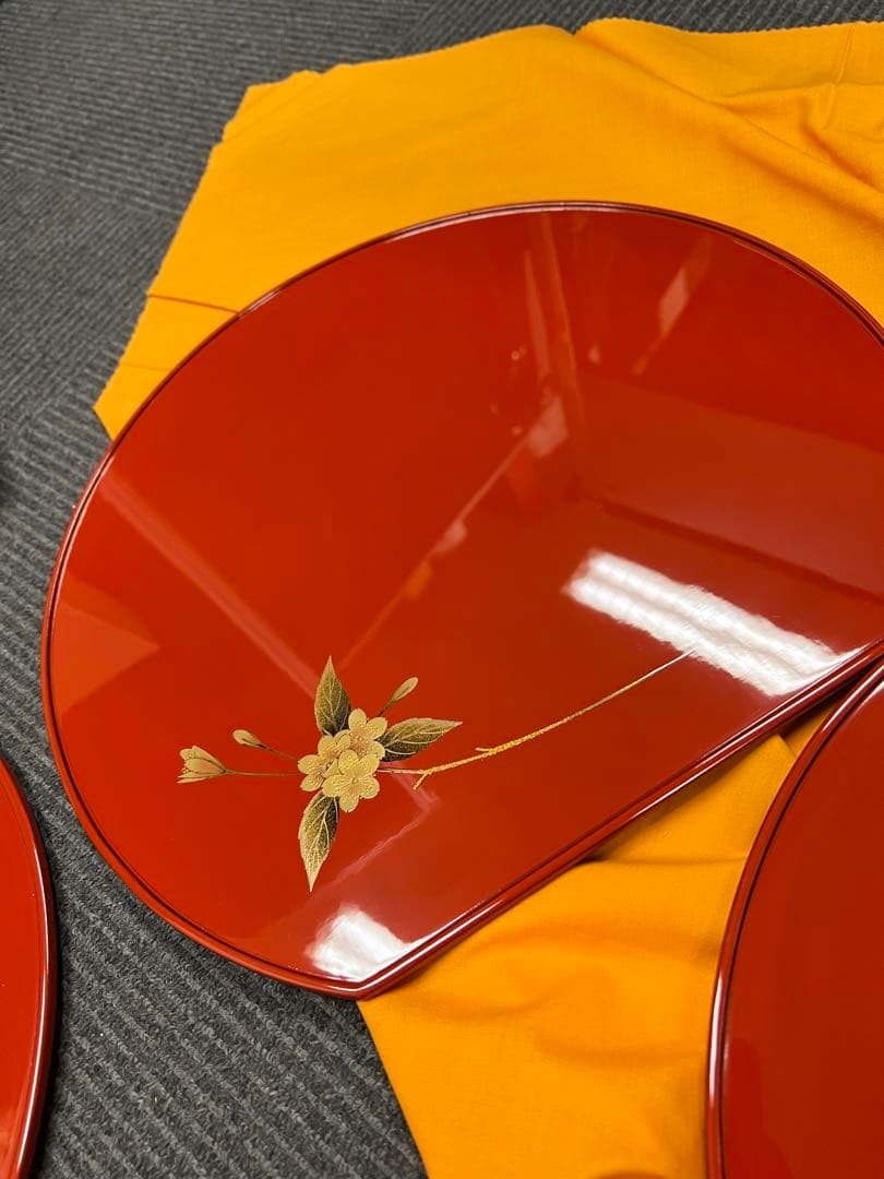 輪島塗 草花蒔絵 半月卓上膳 5客