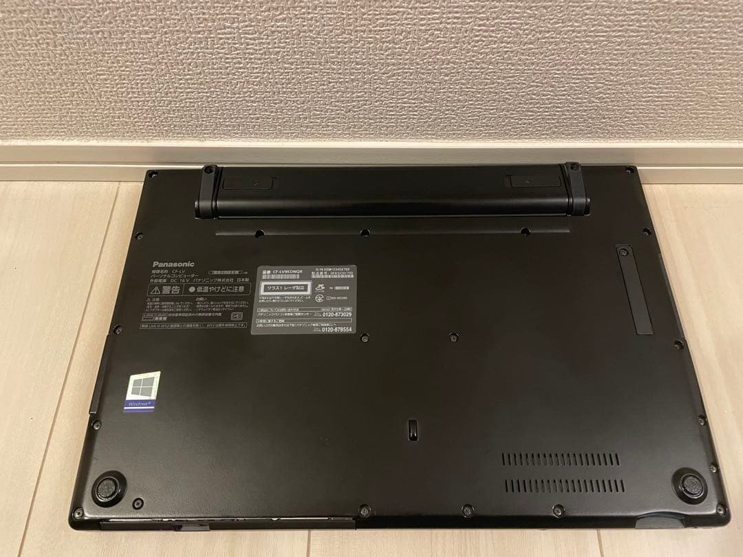 Windowsノート本体 Panasonic LV9 i7-10710U 256GB Office
