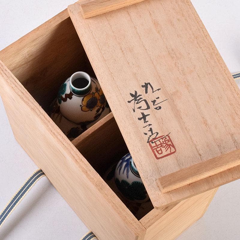 九谷焼　三代三ツ井為吉作　色絵松竹梅文　瓢箪徳利　一對　共箱　C　R8925