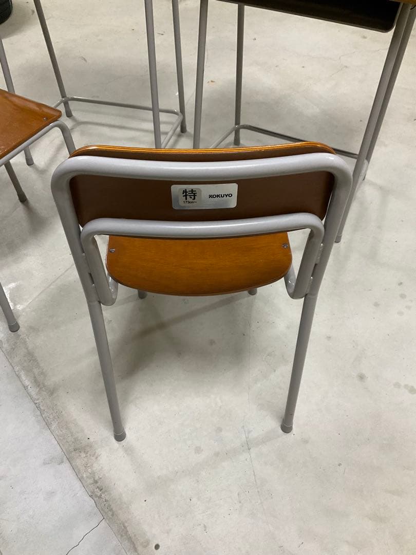 最終のご案内 ⭐️美品⭐️ 学習机 学校の机と椅子　各2セット
