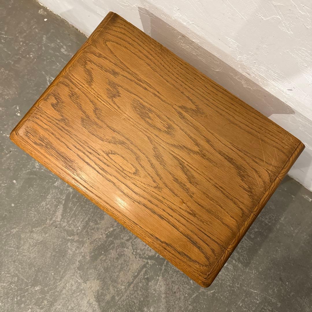 年末年始saleヴィンテージ　木製サイドテーブル　扉収納付き　1