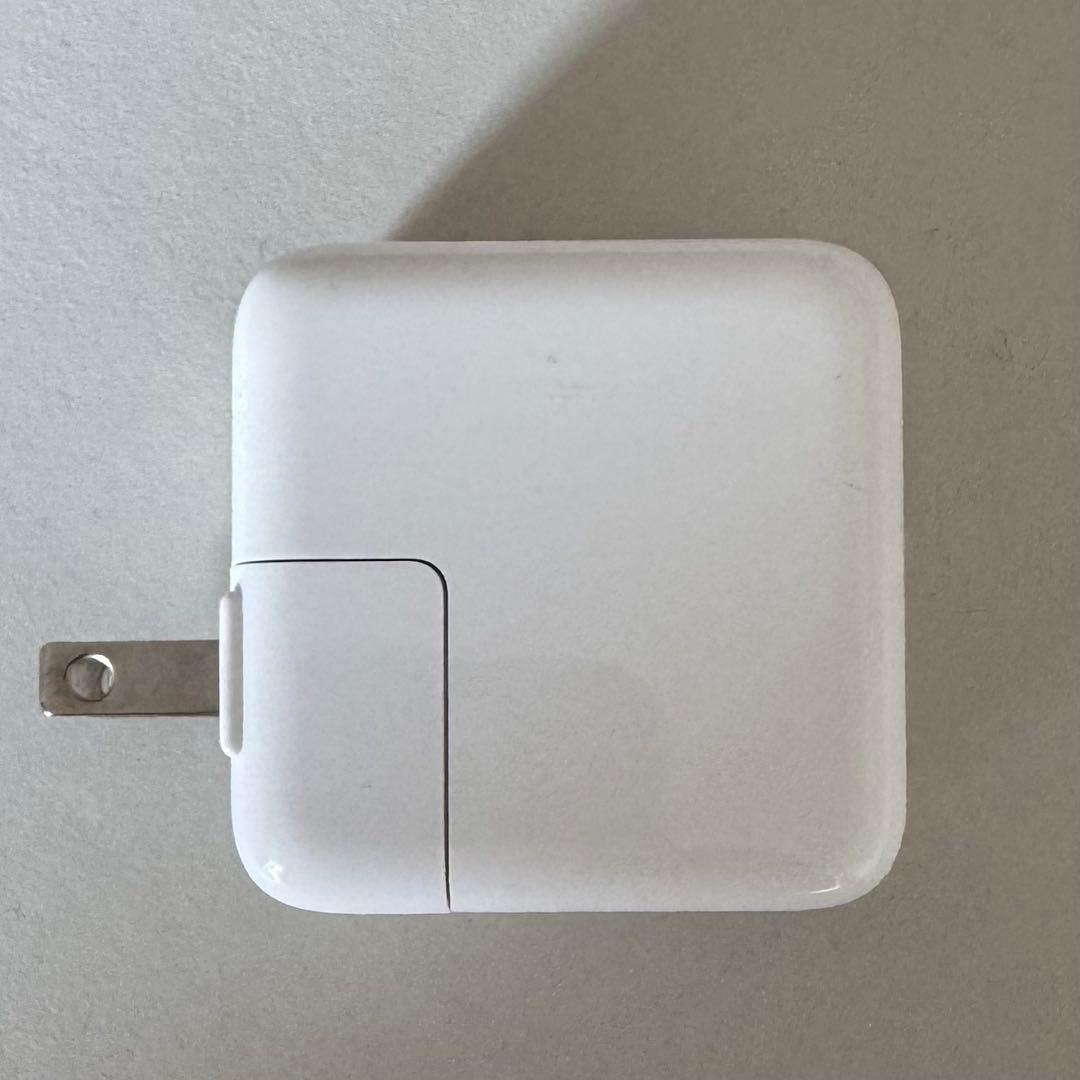 Apple [M1搭載] Macbook Air 13” (2020)