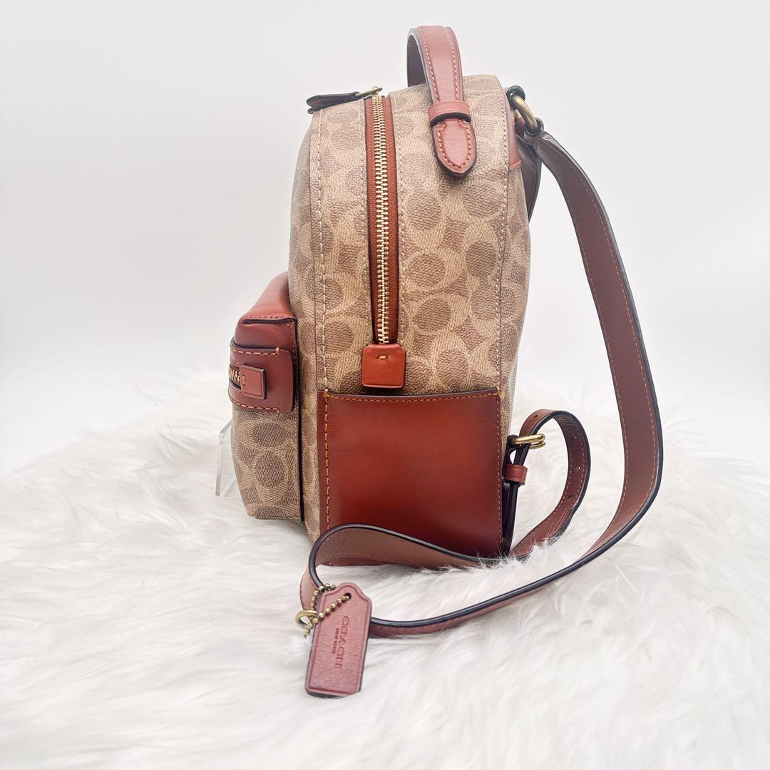 美品✨ COACH PVC レザー ターンロック シグネチャーミニリュック