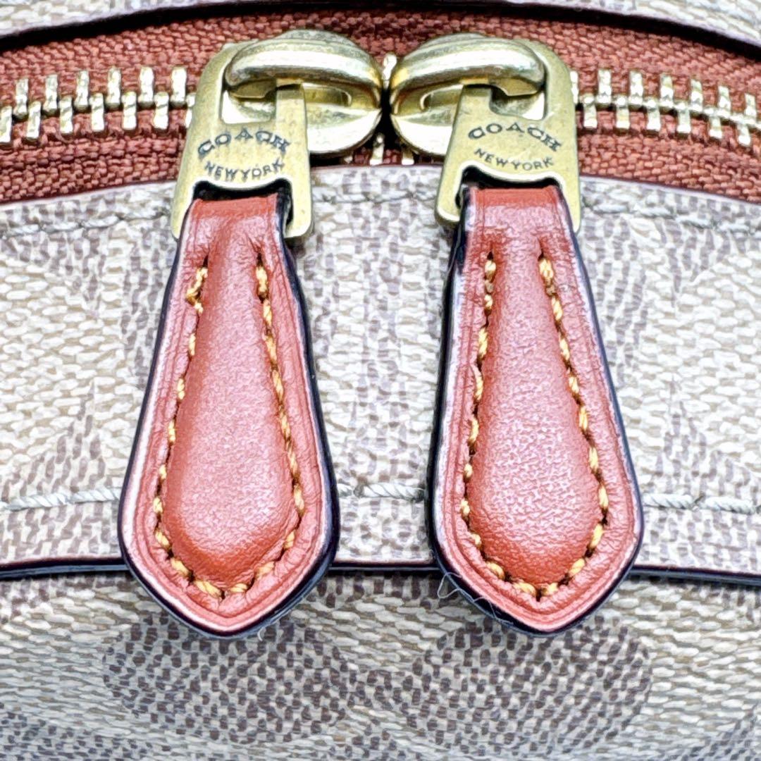 美品✨ COACH PVC レザー ターンロック シグネチャーミニリュック