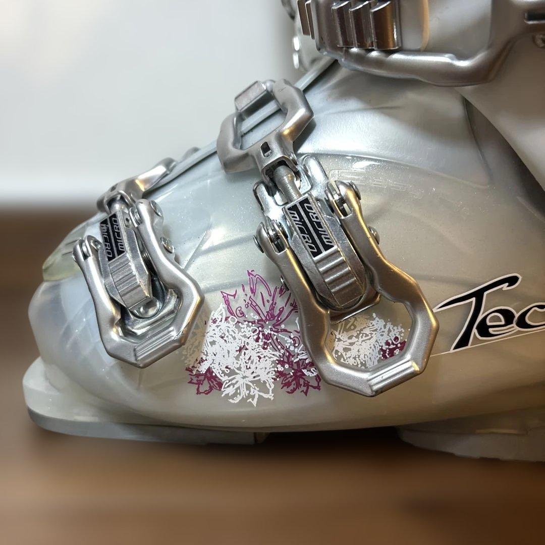 Tecnica 女性用スキーブーツ23.0〜23.5㎝