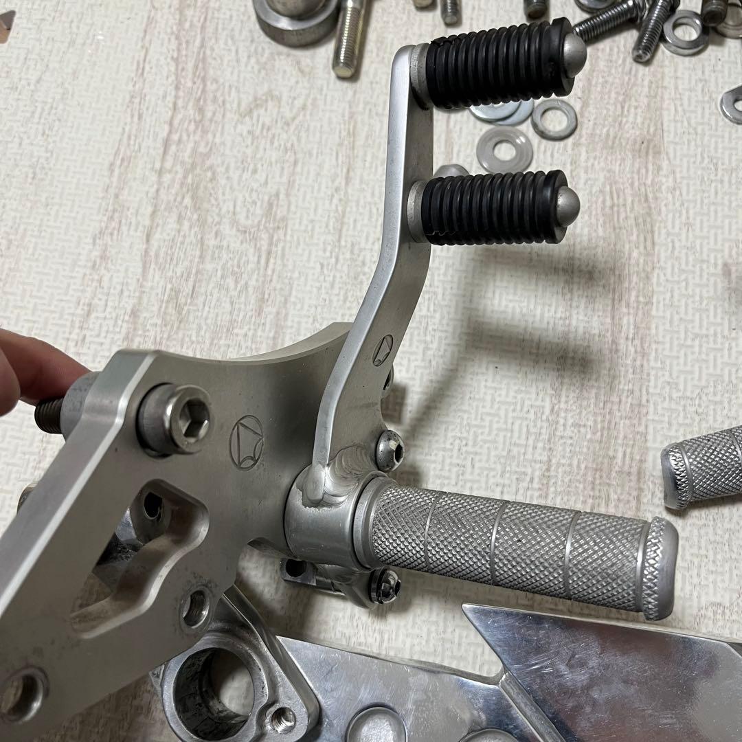 ゼファー750 BEET スーパーバンクステップ 絶版 バック ビート