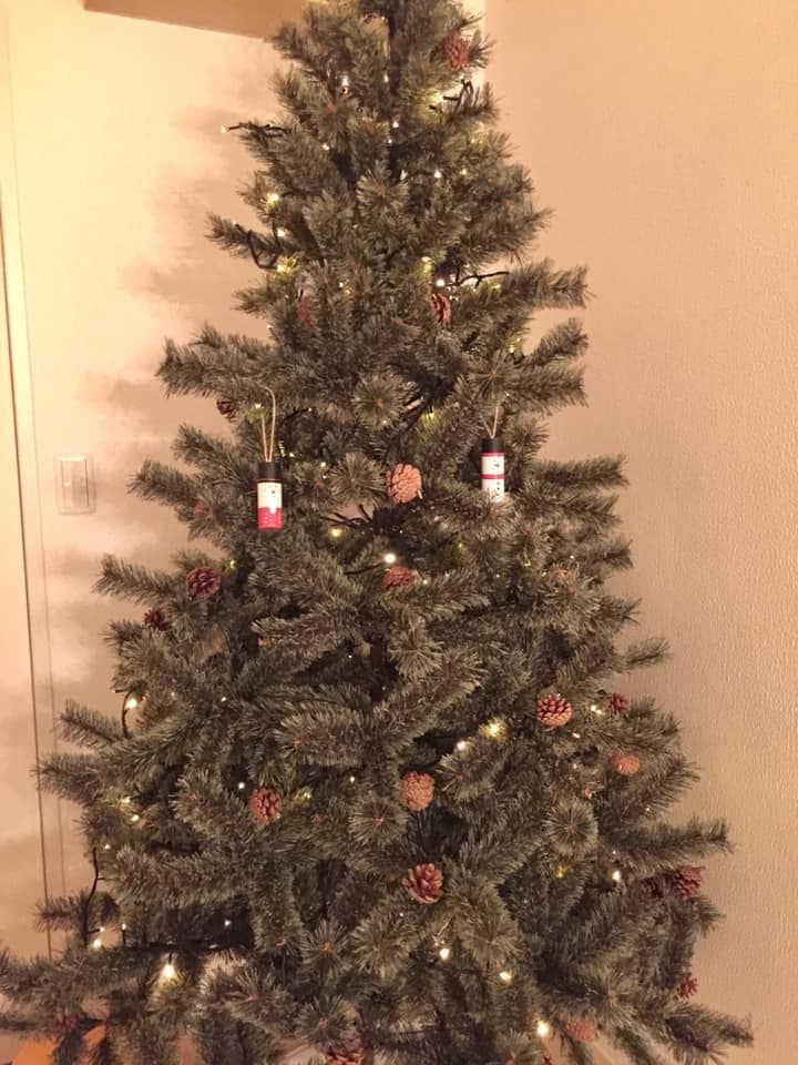 アルザスクリスマスツリー　Alsace 210cm、ライト 200球、収納袋