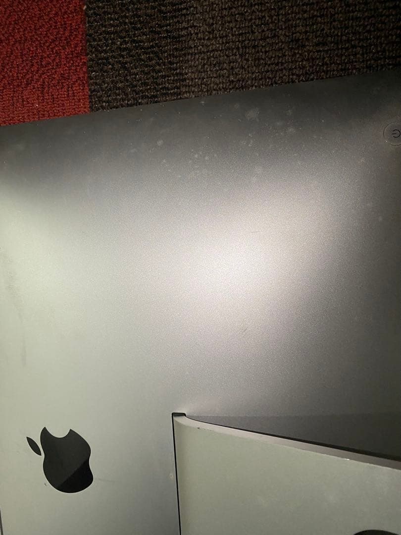 ④ iMac 21.5インチ　Mid 2011 ジャンク品