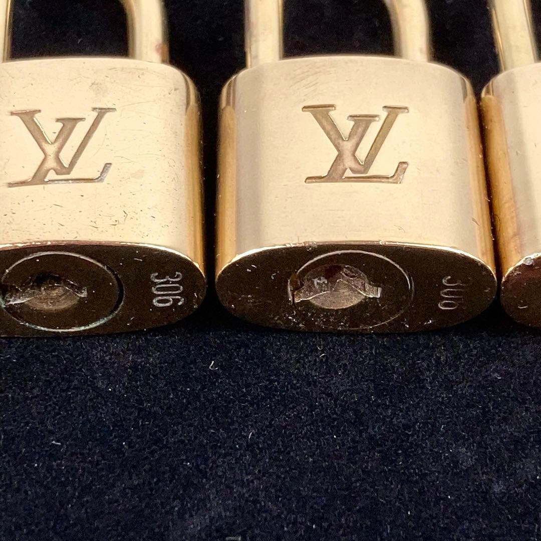 ルイヴィトン パドロック No.306のみ 4個まとめて 南京錠 カデナゴールド