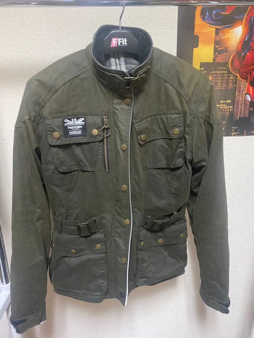 Barbour×TRIUMPH オリーブグリーンジャケット