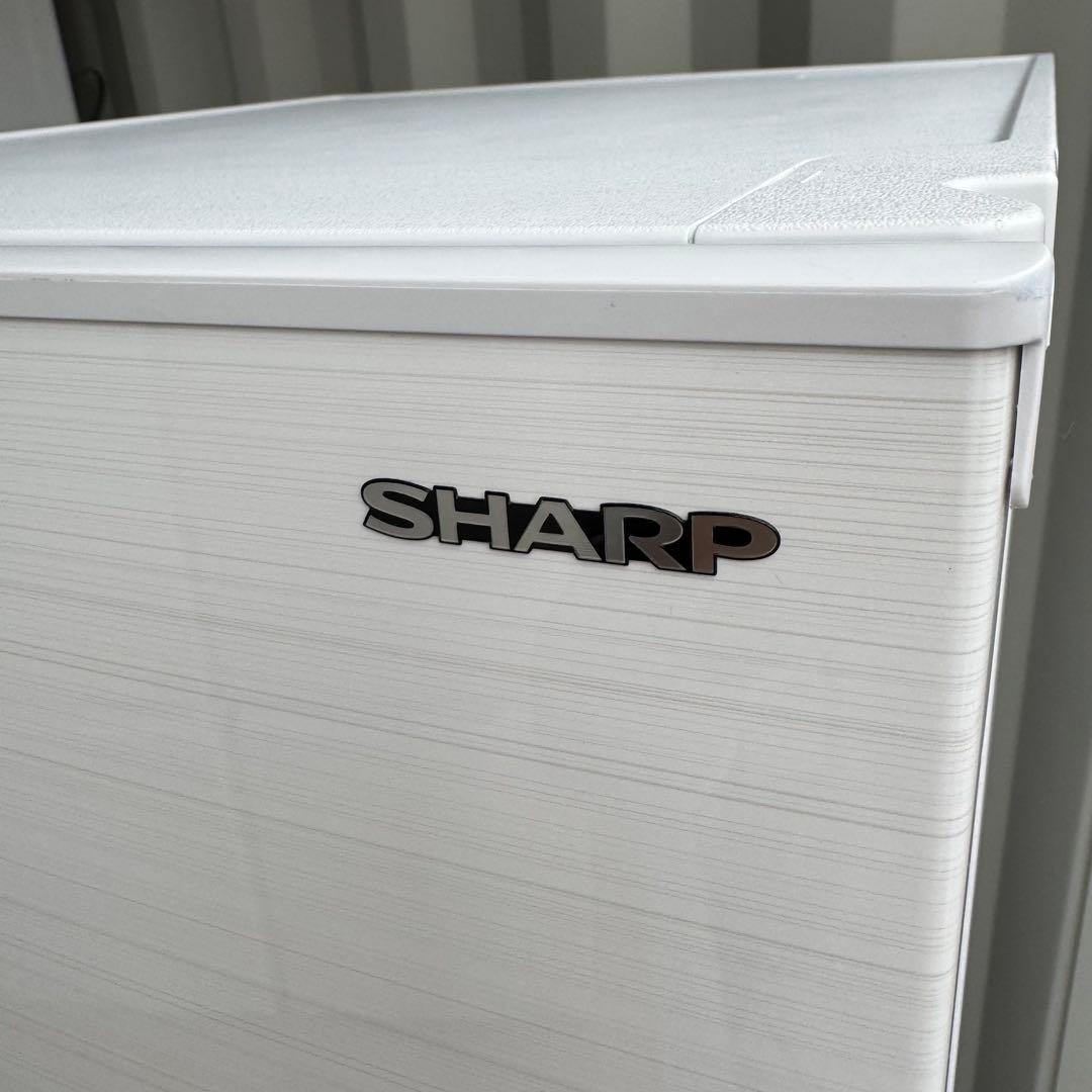 C7543★2022年製美品★シャープ　冷蔵庫　ホワイト 右.左開き　自動霜取り