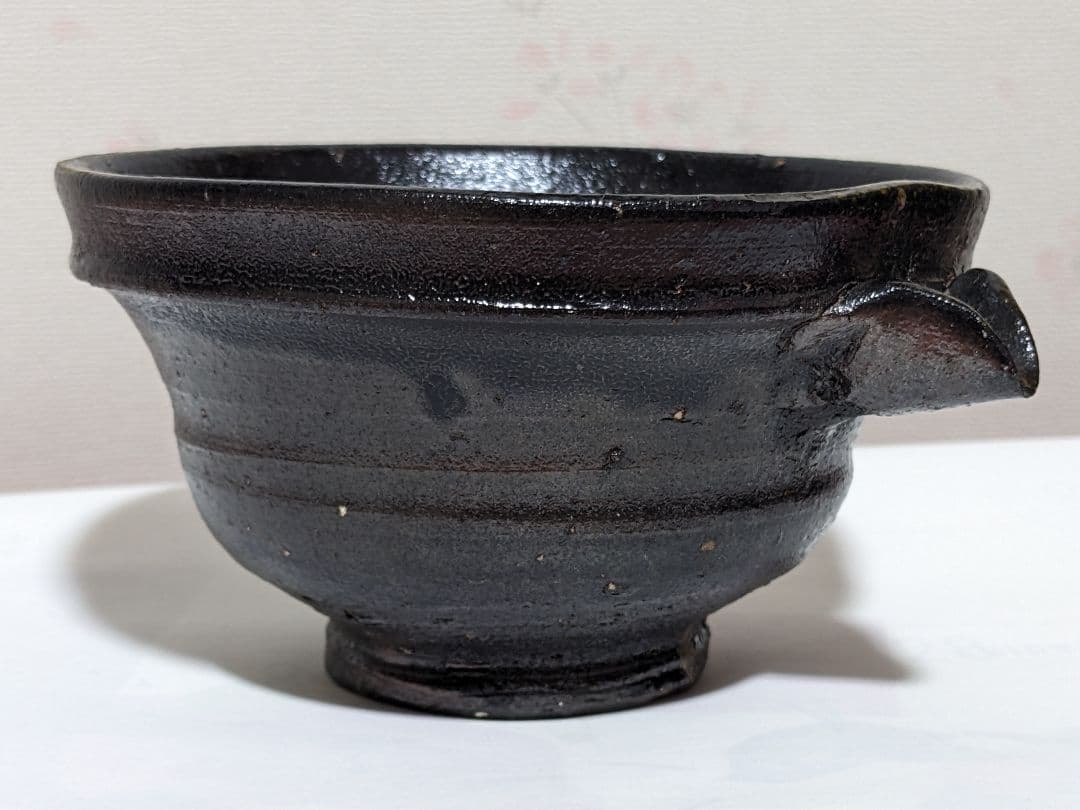 ♦片口抹茶碗 茶道具 片口酒器 ぐい呑み 窯元不明 未使用品 秀作な作家物