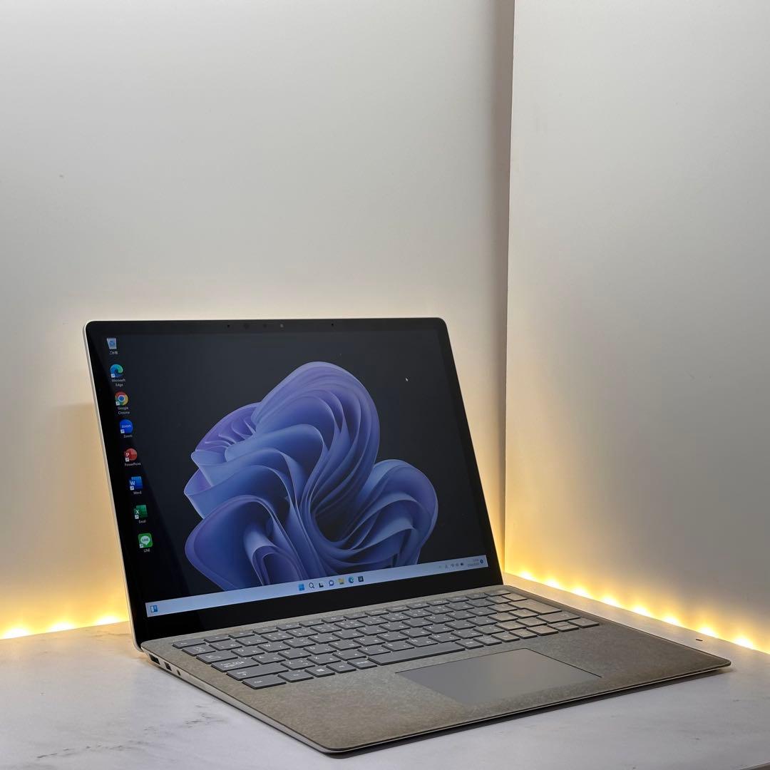 【特価品】Surface Laptop Corei5/8/256