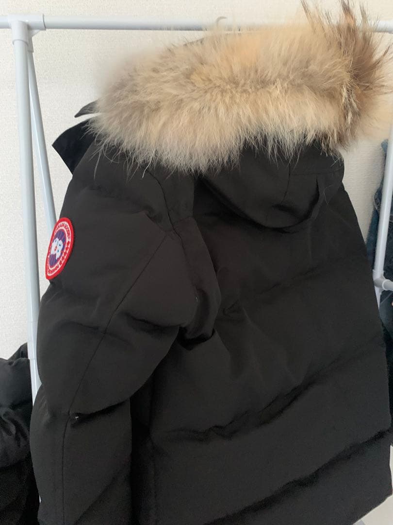   ブラック ダウンジャケット